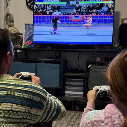 Retro Game Stick Pro™ (CONSOLE + 2 FREE CONTROLLERS)